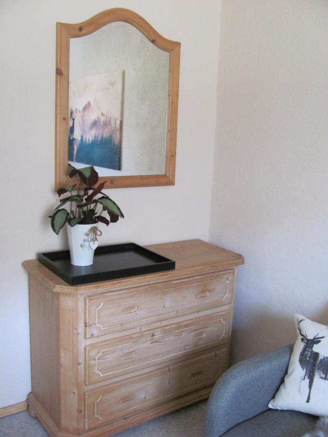 #2 Ruhiges Gemuetliches Ferienzimmer Mit 2 Einzelbetten Gemeinschaftsbad W-Lan Airport Nah Late Night Check In Haus Nr 9,5 Trunkelsberg Dış mekan fotoğraf